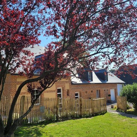 Bed and Breakfast Les Fabulettes Auffay Экстерьер фото